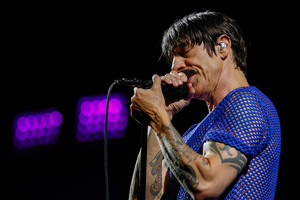 Red Hot Chili Peppers / The Strokes / Thundercat on May 25, 2023 [377-small]