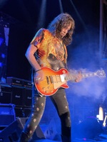 The Ace Frehley Band / Alice Cooper on Sep 27, 2021 [669-small]