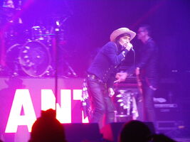 Adam Ant on Nov 24, 2019 [474-small]