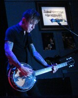 Black Light Burns ~ Nick Annis , tags: Black Light Burns, West Hollywood, California, United States, Whisky a Go Go - Black Light Burns / Fartbarf / The Witch Was Right on Oct 1, 2012 [883-small]