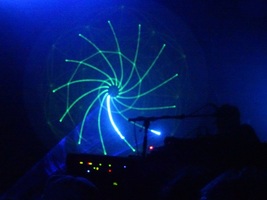 Floating Points / Not the Wind, Not the Flag on May 10, 2016 [841-small]