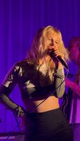 Hayley Williams / Snuggle on Jun 5, 2026 [697-small]
