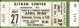 April Wine / Lisa Hartt on Jul 27, 1977 [661-small]