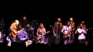 Tedeschi Trucks Band / Blind Boy Paxton on Mar 19, 2016 [076-small]