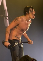 YUNGBLUD / The Warning on Jun 6, 2026 [309-small]