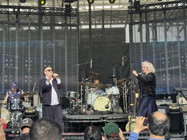 Metric / Stars / Broken Social Scene on Jun 8, 2026 [821-small]