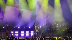 Alanis Morissette / Joan Jett / Morgan Wade on Jul 24, 2024 [017-small]
