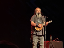 Steve Earle on Jun 11, 2026 [682-small]