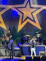 Ringo Starr And His All Starr Band / Steve Lukather / Colin Hay / Warren Ham / Hamish Stuart / Gregg Bissonette / Buck Johnson / Ringo Starr on Jun 11, 2026 [167-small]