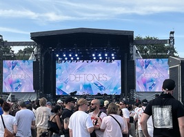 Deftones / Weezer / High Vis / HEALTH / Qendresa on Jun 29, 2025 [656-small]