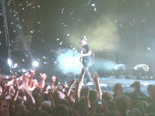 Panic! At the Disco / Fall Out Boy / Chester French / Blink-182 on Aug 18, 2009 [352-small]