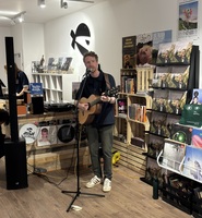 tags: Adam Ross, Aberdeen, Scotland, United Kingdom, Crowd, Assai Records - Adam Ross on Jun 13, 2026 [964-small]