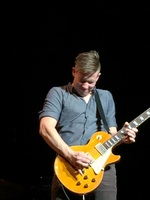 Jonny Lang / Funky Meters on Feb 6, 2016 [833-small]