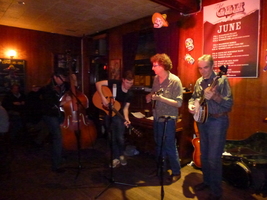 Bluegrass Palace on Jun 1, 2012 [975-small]