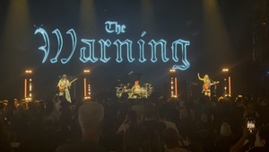 The Warning , YUNGBLUD / The Warning on Jun 9, 2026 [883-small]