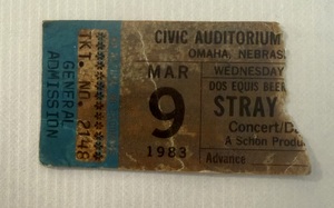 Stray Cats / Bus Boys on Mar 9, 1983 [897-small]