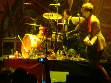 Panic! At the Disco / Fall Out Boy / Chester French / Blink-182 on Aug 18, 2009 [427-small]