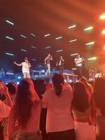 Big Time Rush / Dixie D’amelio on Jul 21, 2022 [418-small]