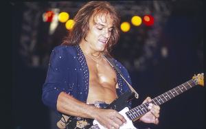 Van Halen / Scorpions / Dokken / Metallica / Kindgom Come / Great White on Jun 18, 1988 [723-small]