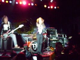 Mayday Parade / You Me At Six / The Academy Is... / Set Your Goals / The Secret Handshake on Nov 13, 2009 [166-small]