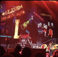 Def Leppard / Foreigner / Tesla on Oct 7, 2015 [656-small]
