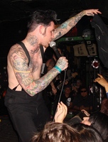 William Control ~ William Francis & Nick Wiggins , tags: William Control, Anaheim, California, United States, Chain Reaction - William Control / New Years Day / She Screams Remedy / Me vs. Myself / Girl On Fire on Jun 18, 2010 [562-small]