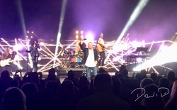 Simple Minds on Sep 30, 2018 [979-small]