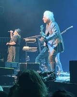 Journey / Toto on Apr 16, 2024 [355-small]
