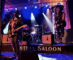 Ayron Jones, tags: Ayron Jones - Ayron Jones / King Youngblood / The Floor Is Not Lava on Jun 19, 2026 [221-small]