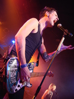 Vattica ~ Alexander Millar & Joey Jane , tags: Vattica, West Hollywood, California, United States, The Roxy Theatre - RED / Vattica / Killset / State Line Empire on Jun 19, 2013 [847-small]