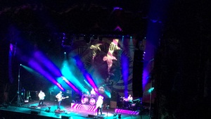 Nick Mason’s Saucerful Of Secrets / Get Cape. Wear Cape. Fly on Apr 8, 2019 [959-small]
