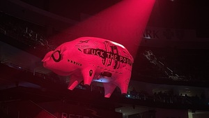 Roger Waters on Jul 6, 2022 [621-small]