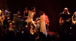 Edward Sharpe & The Magnetic Zeroes / He's My Brother She's My Sister on Oct 17, 2010 [658-small]