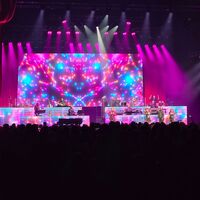 Barry Manilow on Jun 4, 2025 [607-small]