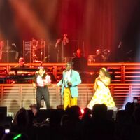 Barry Manilow on Jun 4, 2025 [613-small]