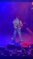 Alec Benjamin / Winona Oak on Jul 30, 2022 [072-small]