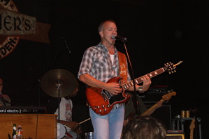 JJ Grey & Mofro on Jun 27, 2010 [919-small]