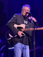 Vince Gill / Charlie Worsham / Wendy Moten on Jun 26, 2026 [690-small]