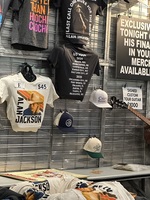 Alan Jackson / Zach Top / James Carothers on Mar 7, 2025 [696-small]