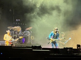 Lenny Kravitz on Jun 27, 2026 [874-small]