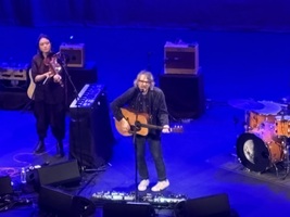 Jeff Tweedy / Macie Stewart on Nov 12, 2025 [808-small]