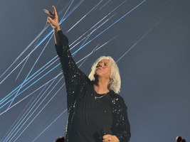 Def Leppard / Extreme on Jun 19, 2026 [427-small]