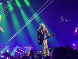 Def Leppard / Extreme on Jun 19, 2026 [429-small]