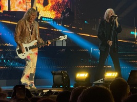 Def Leppard / Extreme on Jun 19, 2026 [430-small]
