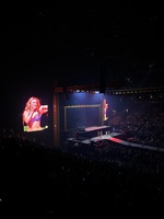 Tate McRae / Zara Larsson on Aug 20, 2025 [401-small]