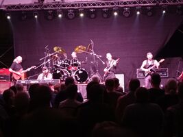 Cariostone / Jazztelen / Ön és ön / Tűzkerék revival / Godfater. on Jul 15, 2023 [829-small]