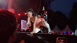 Katy Perry / Mimi Webb / Bea on Jun 30, 2026 [142-small]