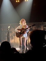 Maisie Peters / Essence Martins / Paris Paloma / Sophie Ellis-Bextor on Mar 25, 2026 [421-small]
