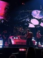 5 Seconds of Summer / South Arcade / Master Peace on Apr 27, 2026 [461-small]