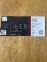 Adele on Jun 28, 2016 [721-small]